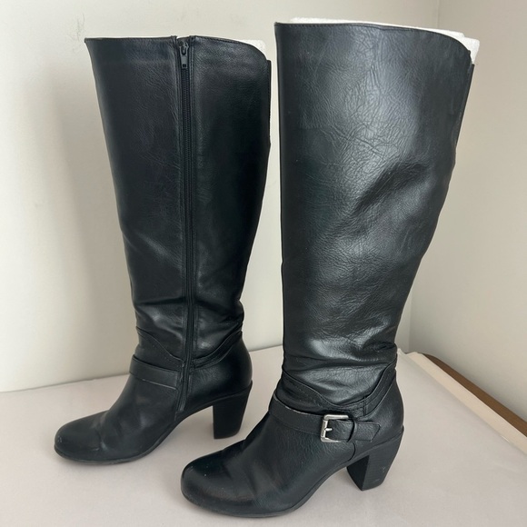 LEVITY OPULENCE BLACK BOOT Size 9 - Picture 4 of 13